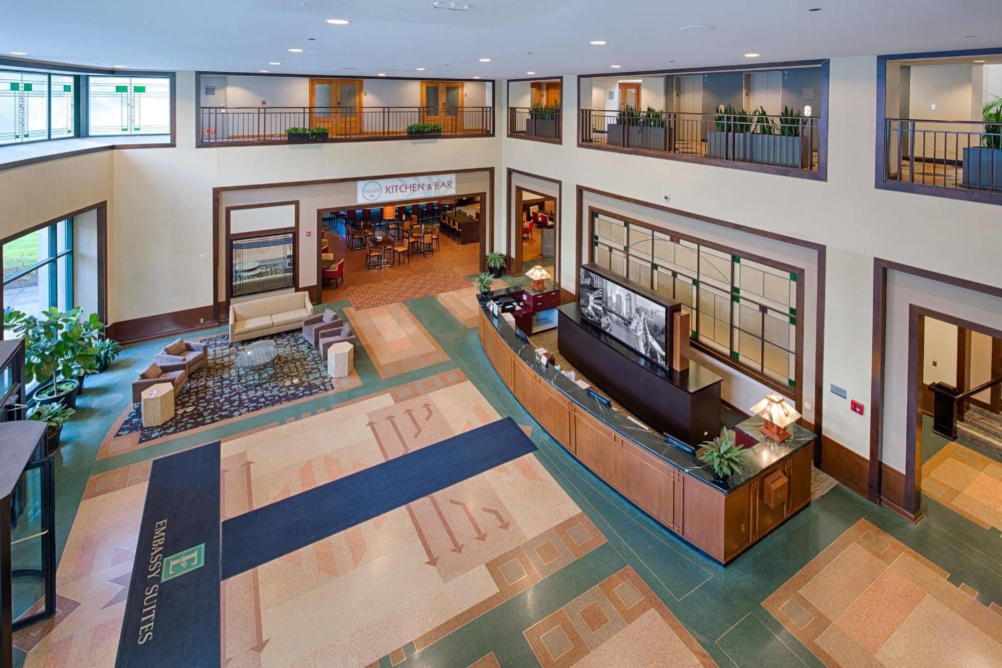 Embassy Suites By Hilton Chicago O'Hare Rosemont Bagian luar foto